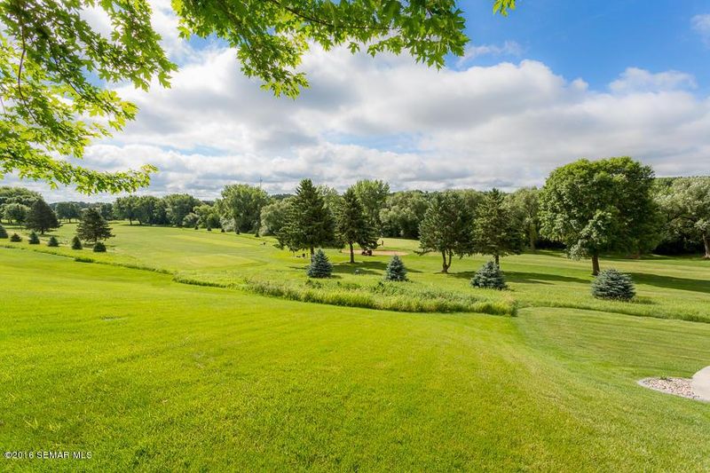 5072 Nicklaus Dr NW, Rochester, MN 55901