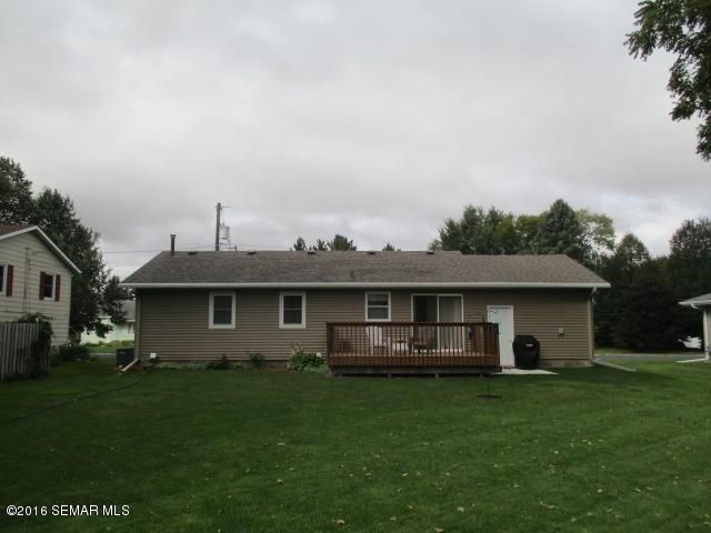 705 Center Ave S, Hayfield, MN 55940