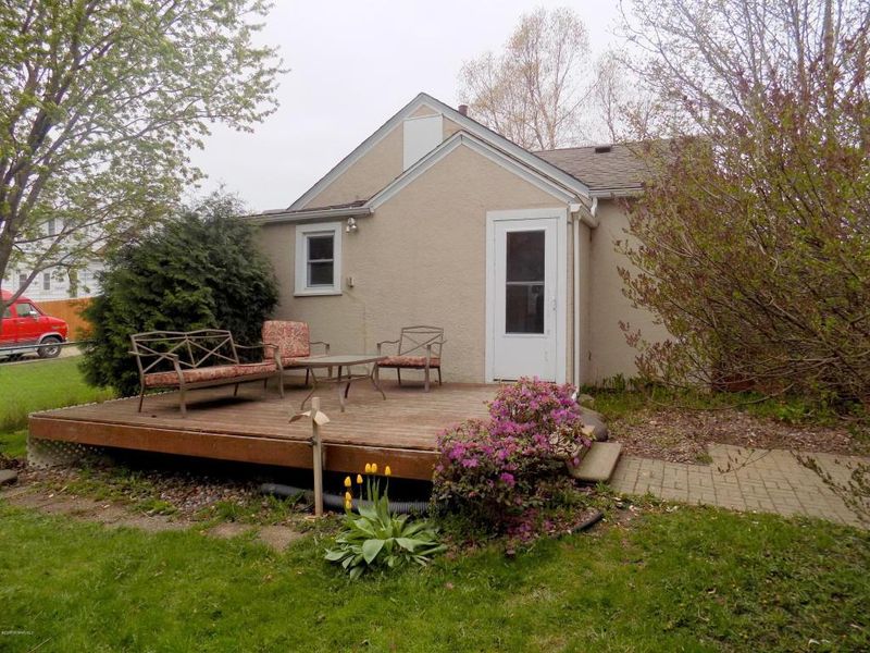 208 14th Ave SE, Rochester, MN 55904
