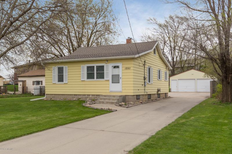 1250 Marion Rd SE, Rochester, MN 55904