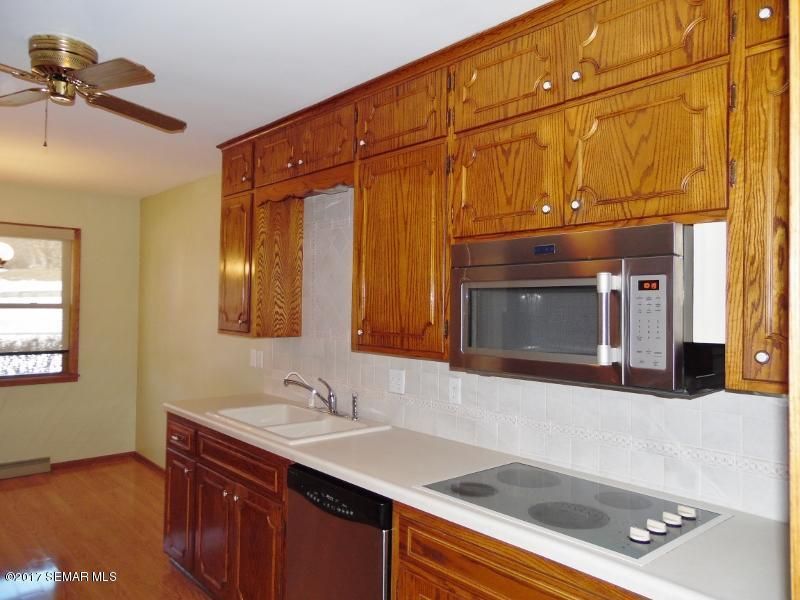 1017 4th Ave SE, Waseca, MN 56093