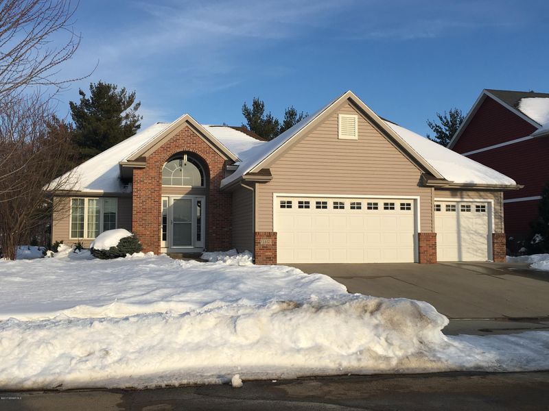 1442 Century Point Ln NE, Rochester, MN 55906