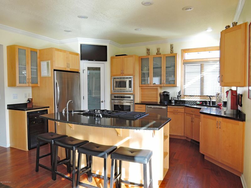 2115 Deer Trail Ln NE, Owatonna, MN 55060