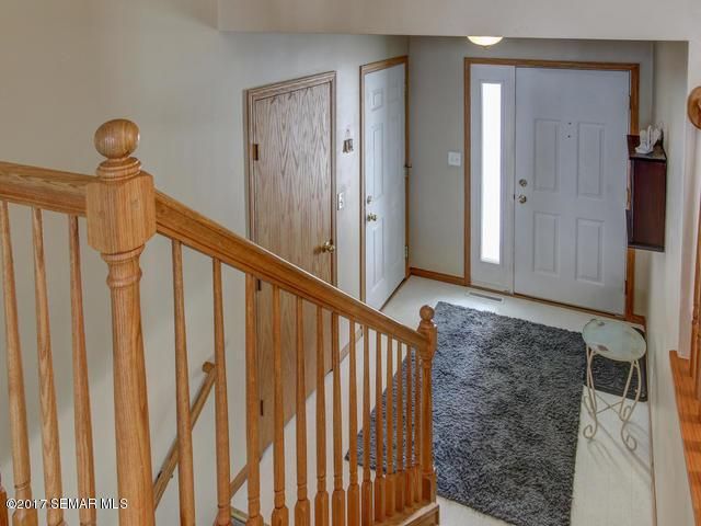 108 5th Ave NE, Elgin, MN 55932