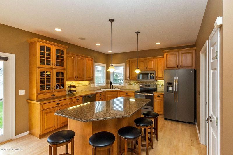 1990 Century Valley Ln NE, Rochester, MN 55906
