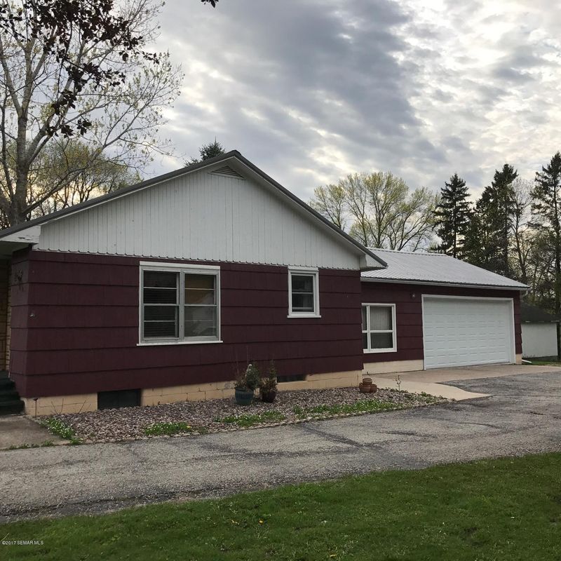 848 W 6th St, Saint Charles, MN 55972