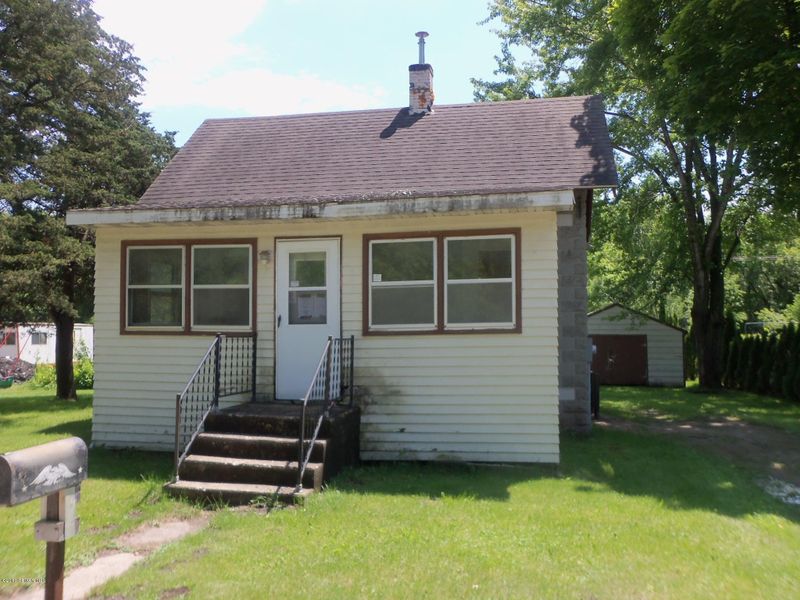 403 Ashburn St E, Lanesboro, MN 55949
