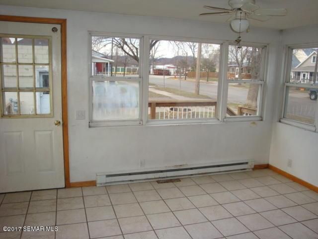 1202 W 4th St, Winona, MN 55987