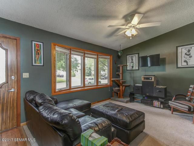 2037 42nd St NW, Rochester, MN 55901