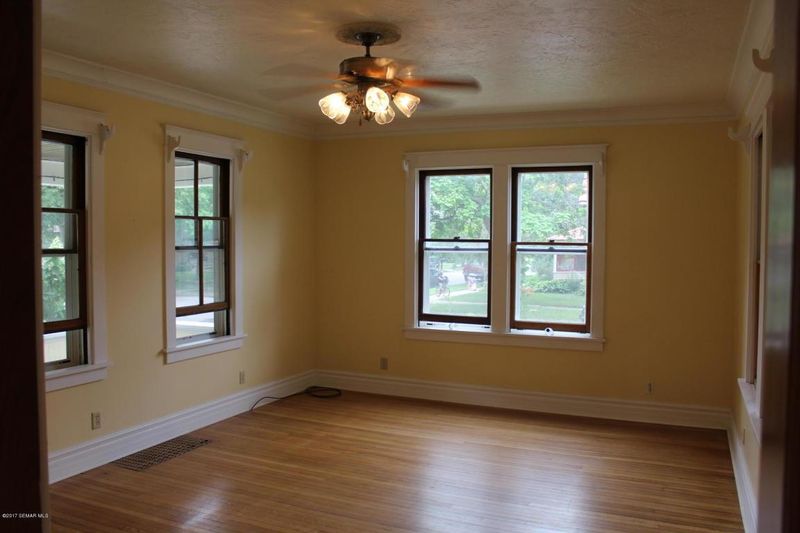 677 Wilson St, Winona, MN 55987