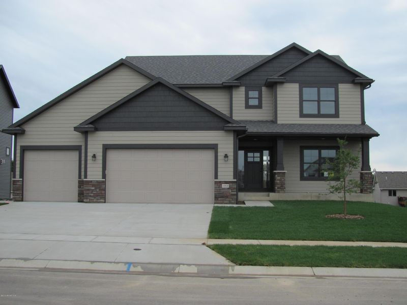 1968 Esther Ln, Rochester, MN 55902