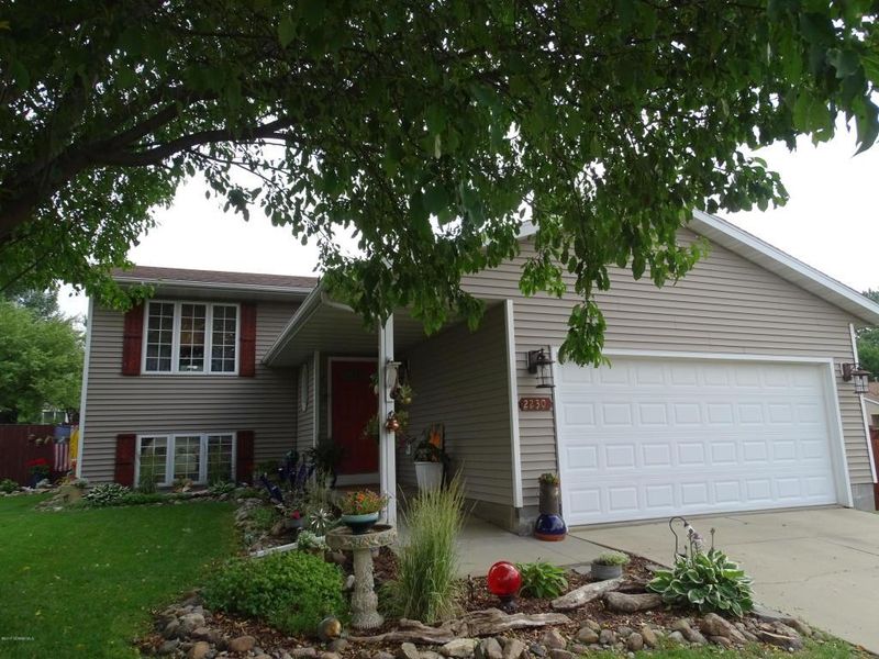2230 26th Ave NW, Rochester, MN 55901