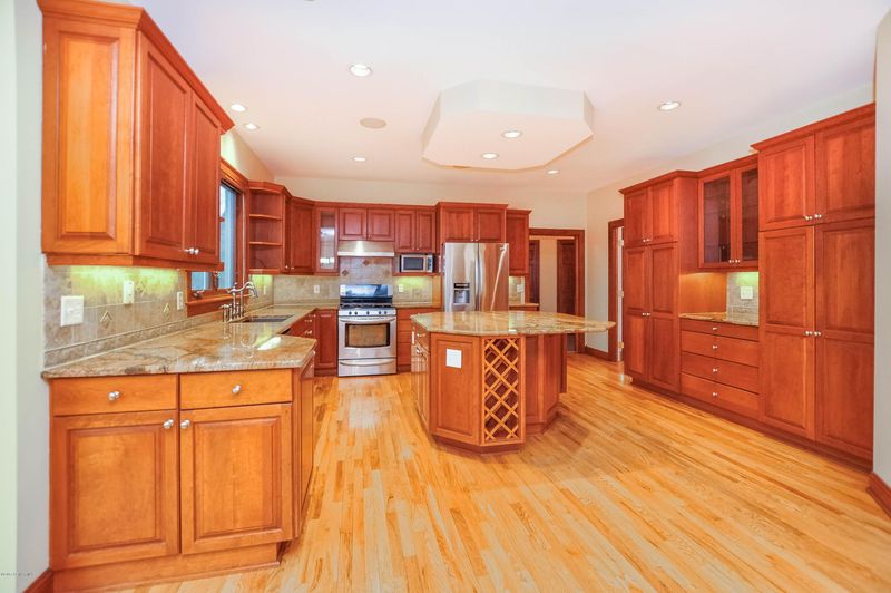 1224 Baihly View Ln SW, Rochester, MN 55902
