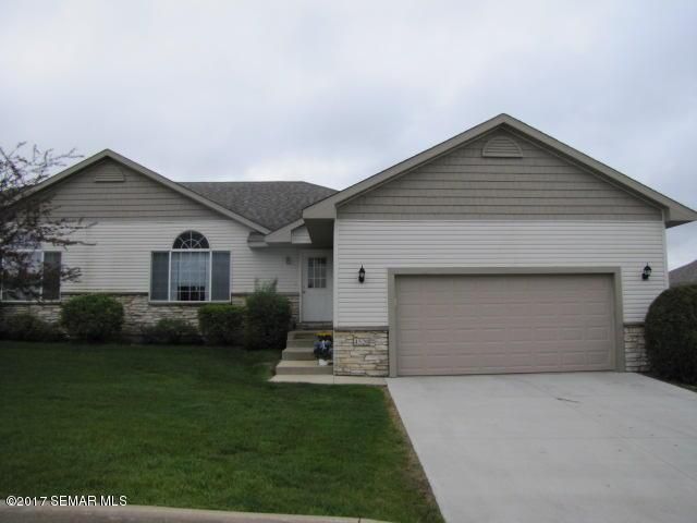 4520 Lookout Pl NW, Rochester, MN 55901