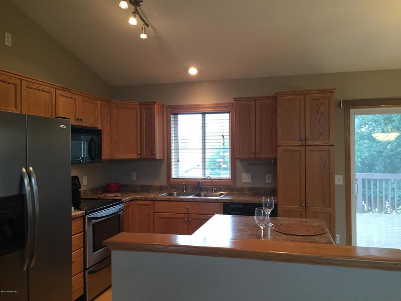 885 NE Lee St, Owatonna, MN 55060