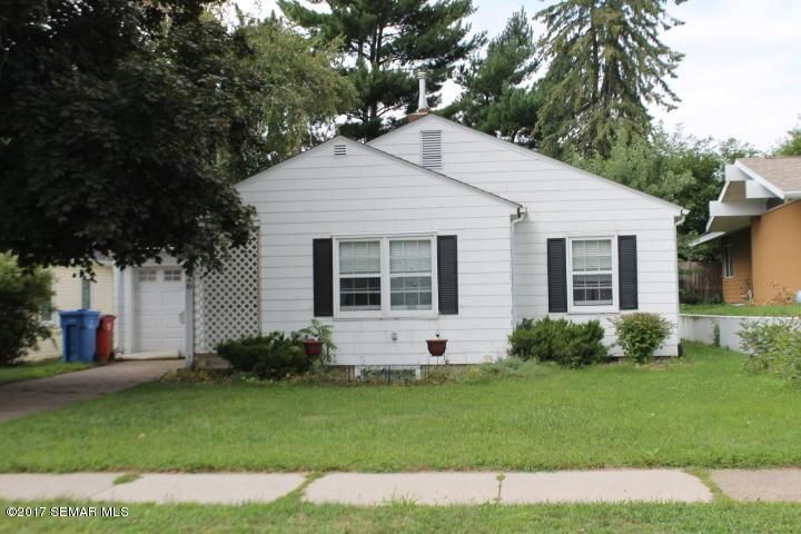 1326 W 6th St, Winona, MN 55987