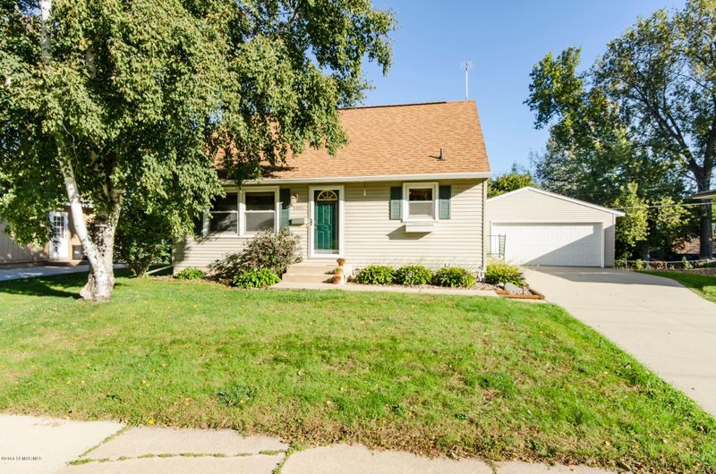 4005 7th St NW, Rochester, MN 55901