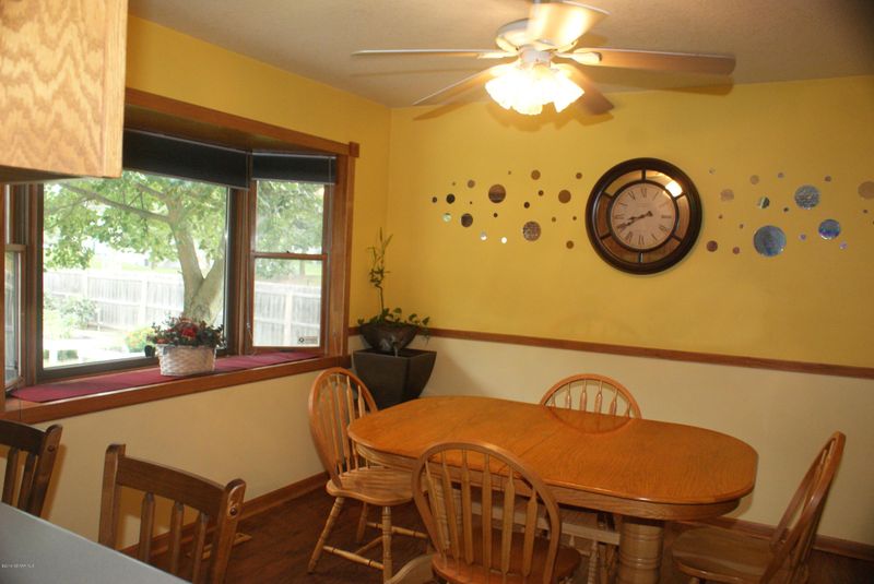 4035 11th Ave NW, Rochester, MN 55901
