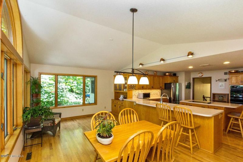 5265 Roselee Cir NW, Byron, MN 55920