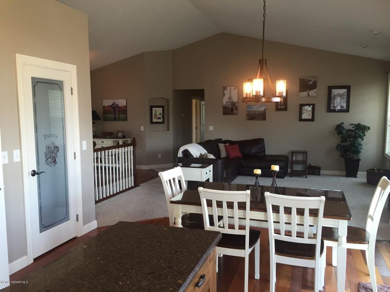 1186 Jadden Ln, Owatonna, MN 55060