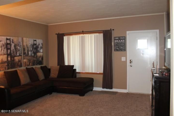 414 Mankato Ave, Winona, MN 55987
