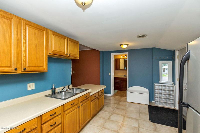 521 Wall St, Winona, MN 55987