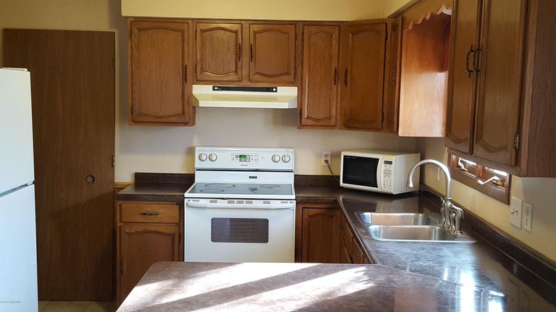 611 Cedar St, Hokah, MN 55941