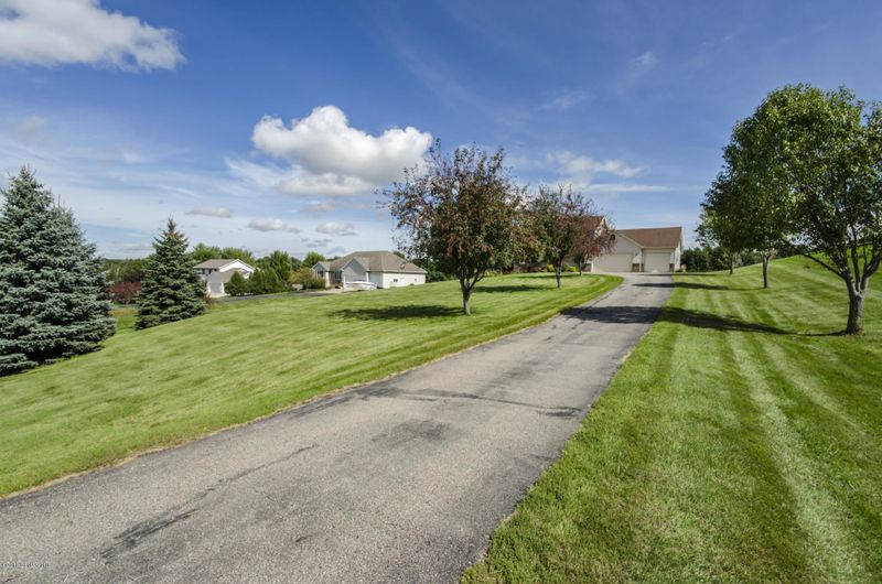 61956 251st Ave, Mantorville, MN 55955