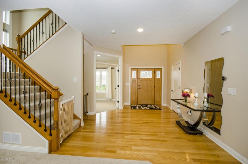 6427 Shetland Dr NW, Rochester, MN 55901