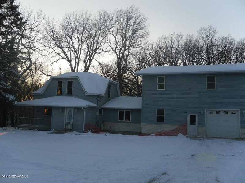 105 5th St NW, Adams, MN 55909