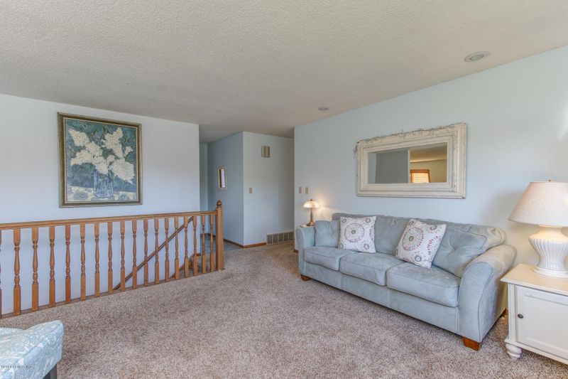 1820 Northern Heights Dr NE, Rochester, MN 55906