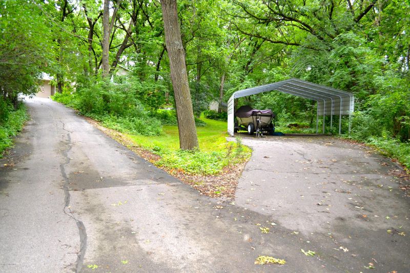 12400 Cardinal Ln NE, Rochester, MN 55906