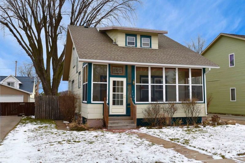 1166 W 4th St, Winona, MN 55987