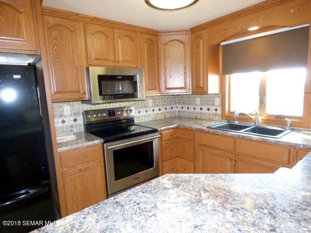 12755 S Prairie Rd, Caledonia, MN 55921