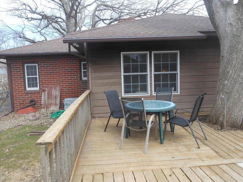 1914 6th Ave NE, Austin, MN 55912