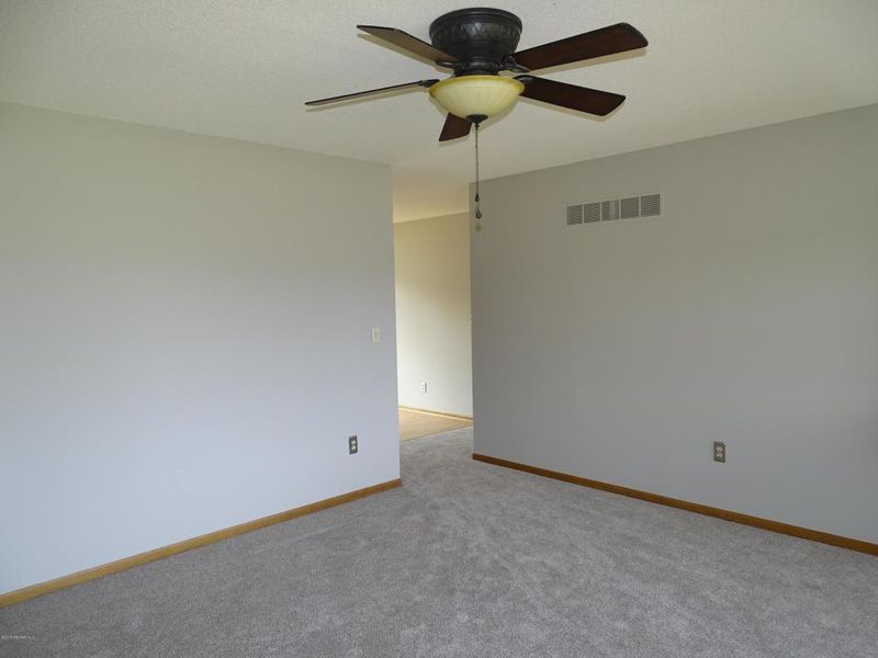 600 30th St NE, Rochester, MN 55906