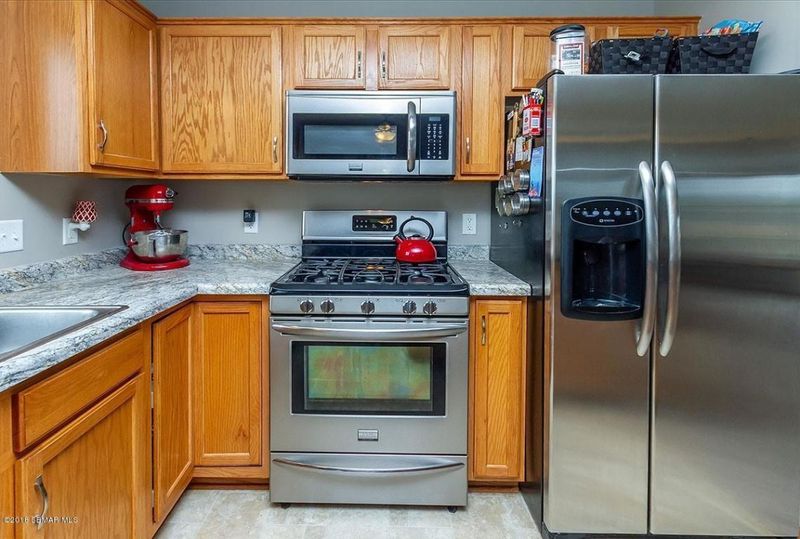 5332 56th Ave NW, Rochester, MN 55901