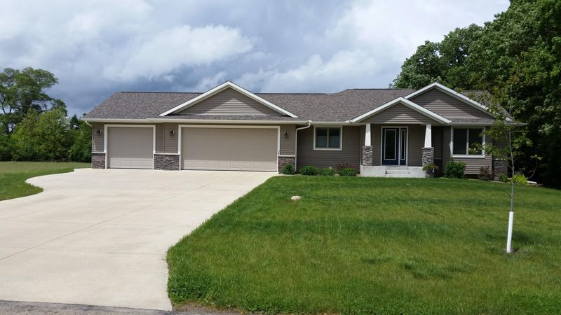 2600 6th Ave NW, Austin, MN 55912