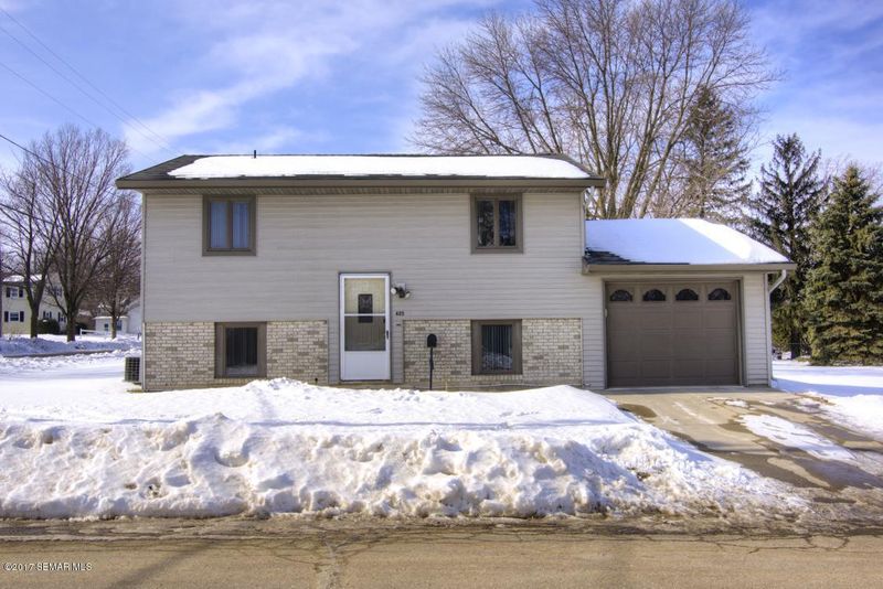 405 1st Ave SW, Kasson, MN 55944