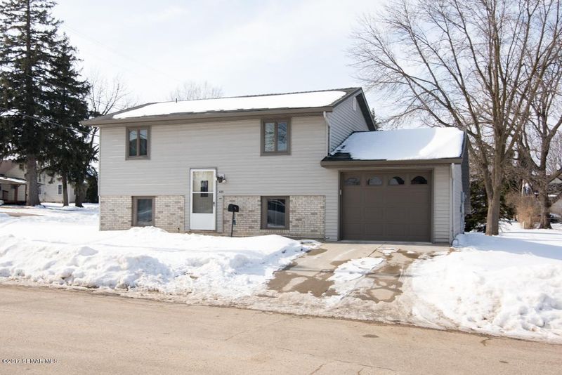 405 1st Ave SW, Kasson, MN 55944
