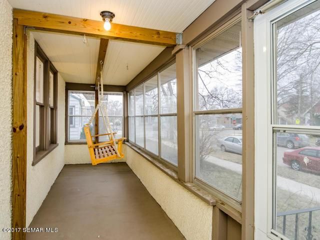 308 9th St NW, Rochester, MN 55901