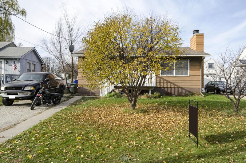 1211 11th Ave SE, Rochester, MN 55904