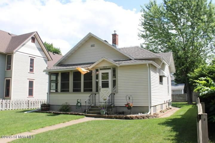 723 W 7th St, Winona, MN 55987