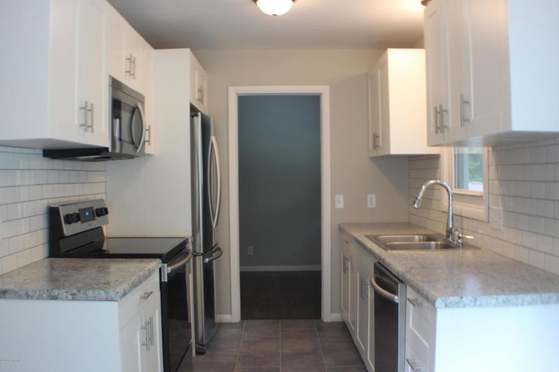 2432 26 St NW, Rochester, MN 55901