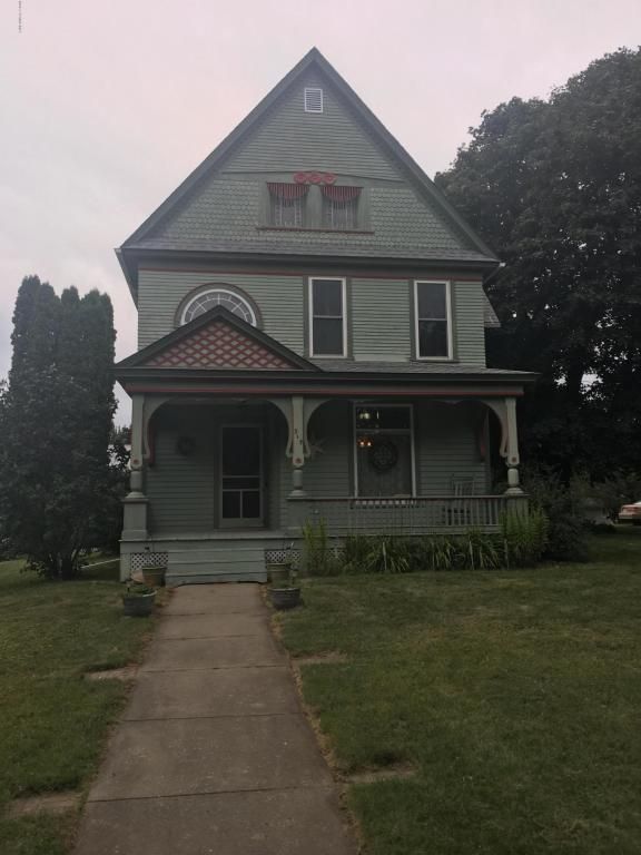 315 W Fillmore, Mabel, MN 55954