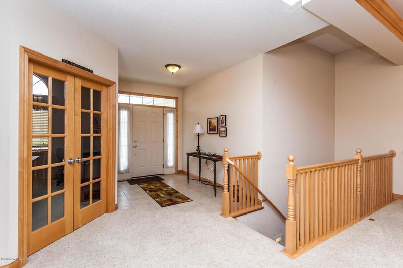 2018 Jade Ln NE, Rochester, MN 55906