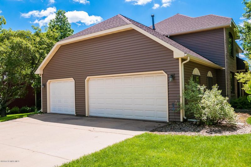 1518 20th Ave NE, Rochester, MN 55906