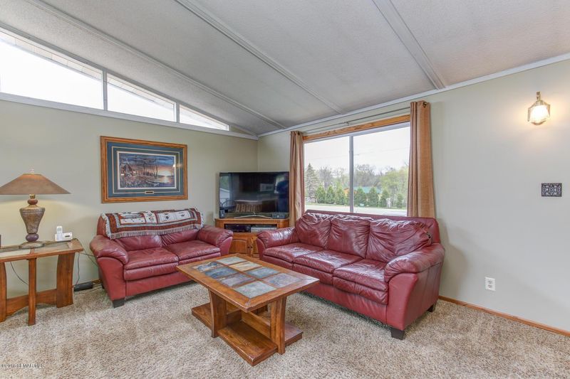 1821 50th Ave SE, Rochester, MN 55904