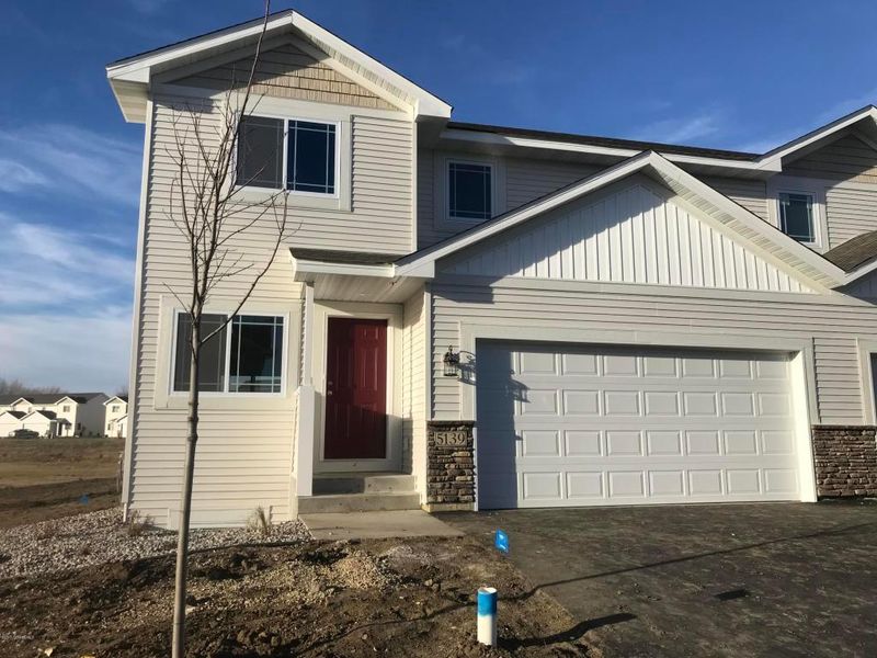 5139 Foxfield Dr NW, Rochester, MN 55901