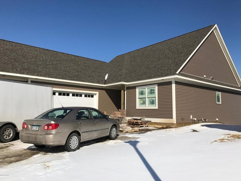 3324 Weston Ct SW, Rochester, MN 55902